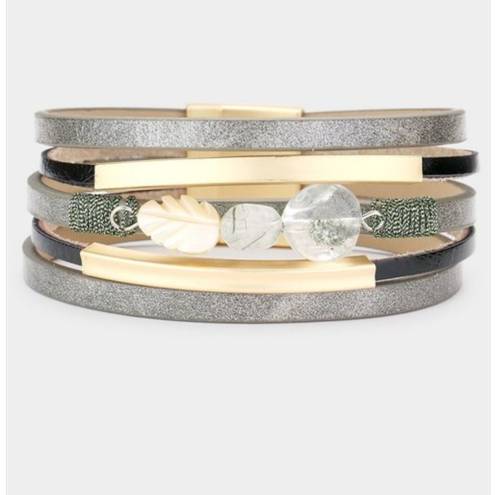 Layered magnetic bracelet with beads